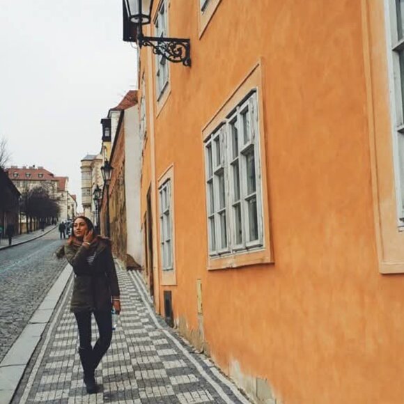 Meet your Posher, CeCe - Picture 6 of 6